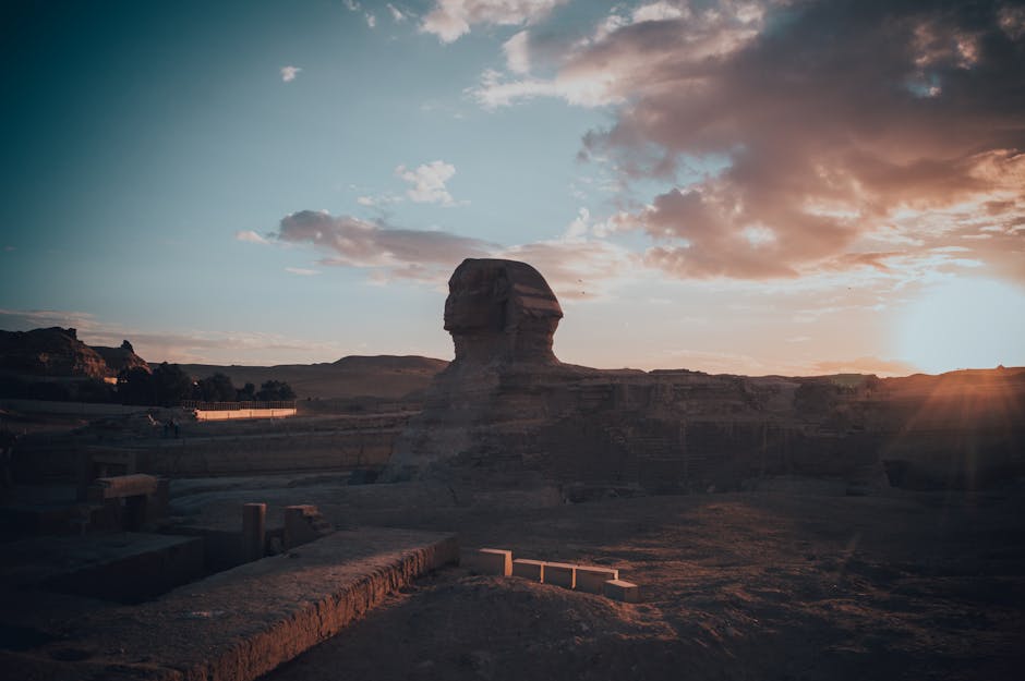 Global History Trivia: From Pyramids to Modern Times